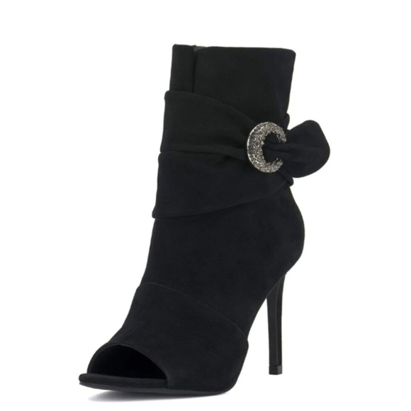 🖤🔹️Vince Camuto🔹️ Womens ANTAYA Suede Peep Toe Ankle Booties Shoes - Picture 3 of 6